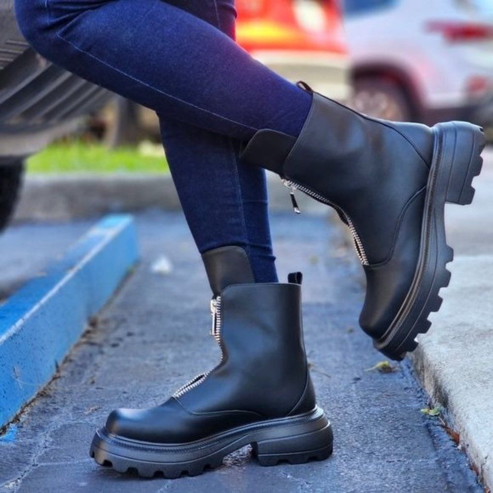 Womens Platform Combat Ankle Boots Black Color - Picture 2 of 6